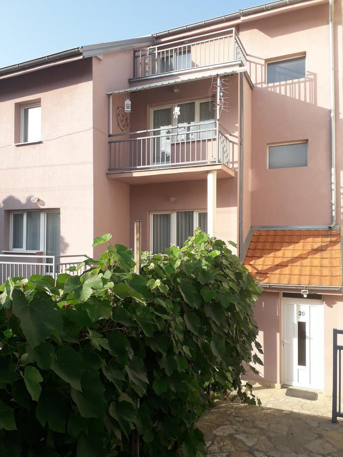 Apartman "Vienna" Сокобаня Екстер'єр фото